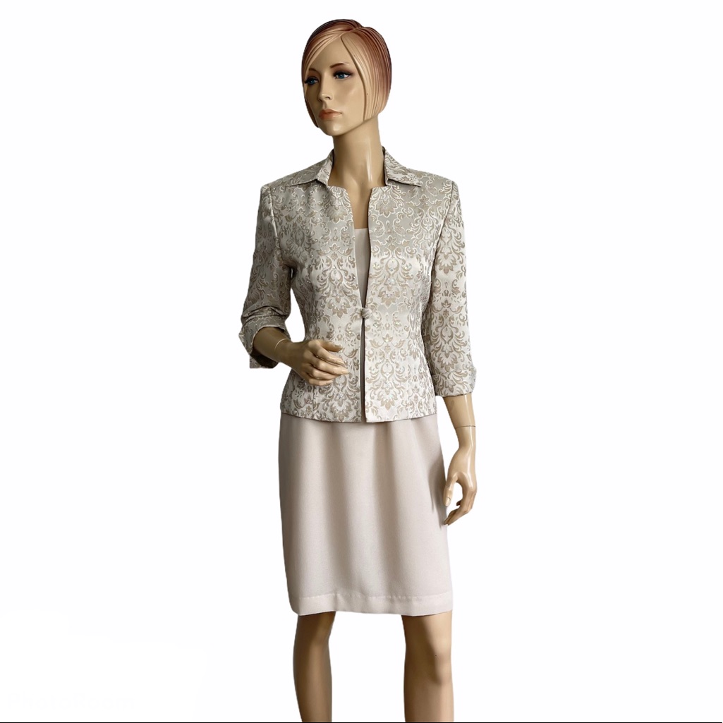 Jessica Howard Women's 2-Piece Beaded Damask Skirt Suit 6